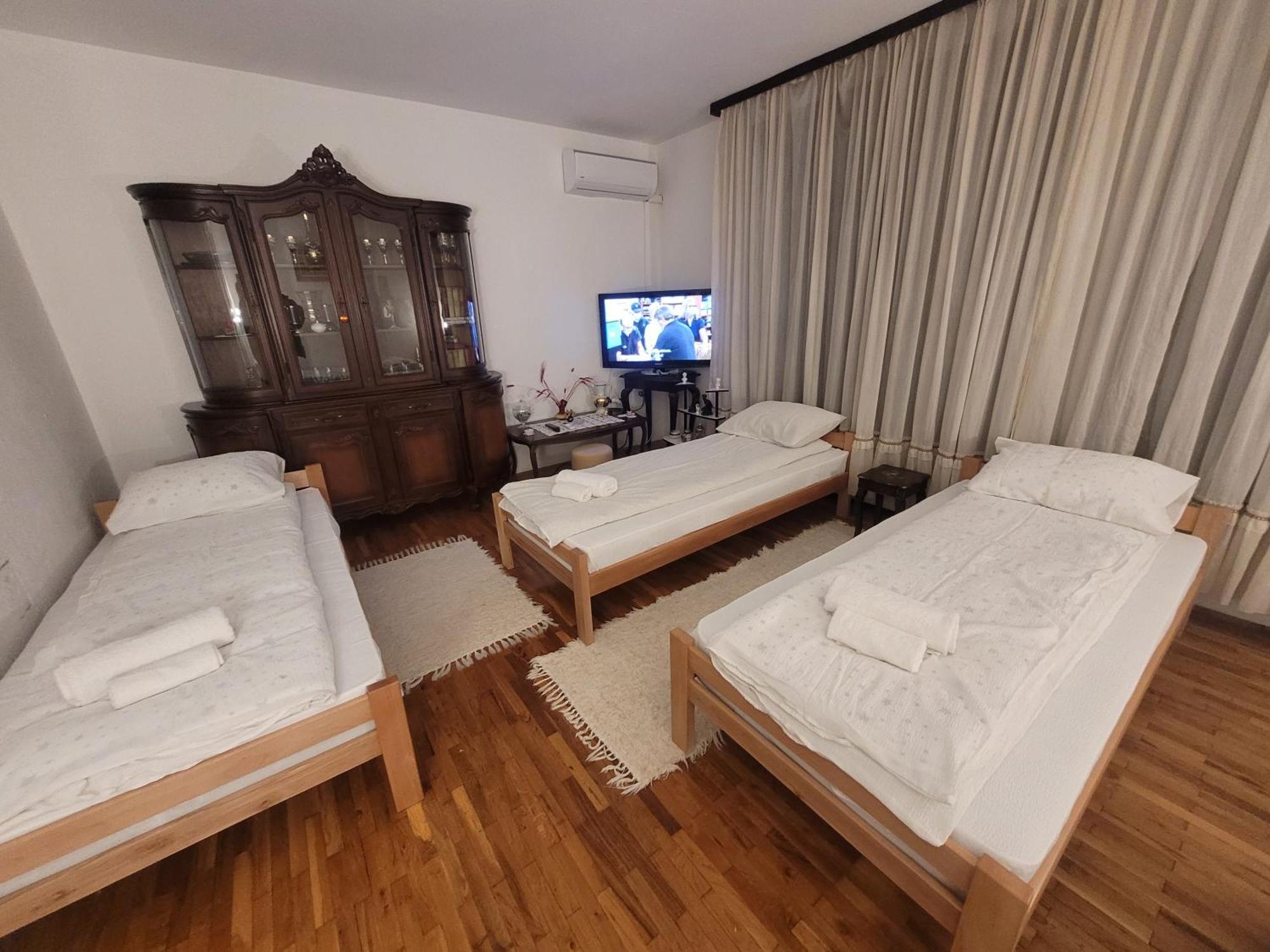 Vila Vasilije Hotel Novi Knezevac Bagian luar foto